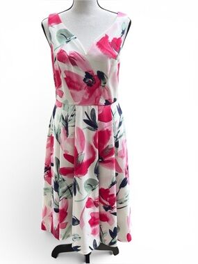 Size 6 DKNY White Maxi Dress with Pink Floral Print